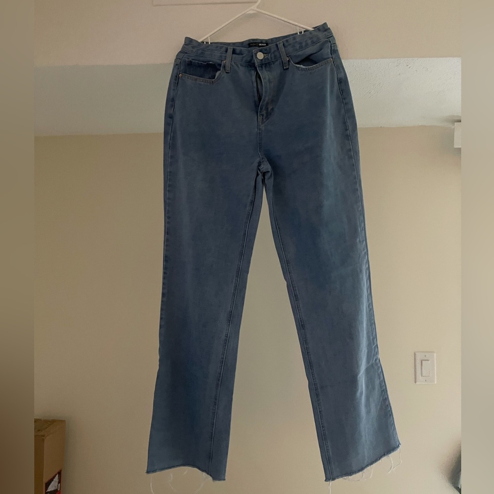 Baggy mom jeans